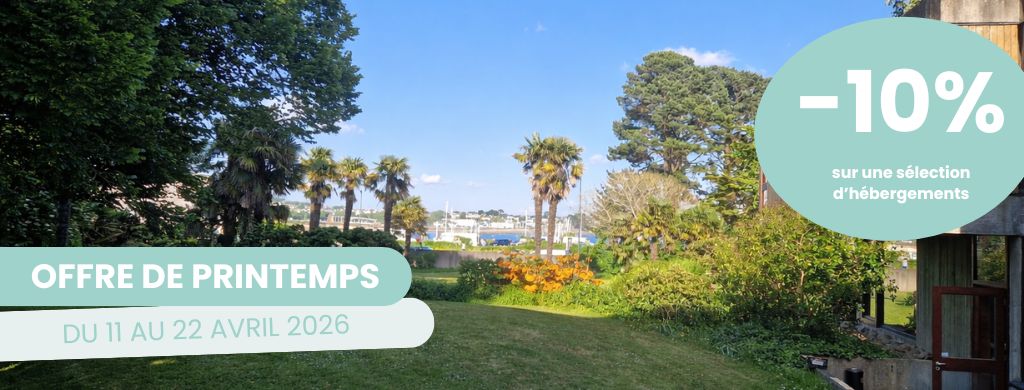 Vue du jardin de l’auberge de jeunesse de Brest avec offre de printemps : -10 % sur une sélection d’hébergements du 11 au 22 avril 2026